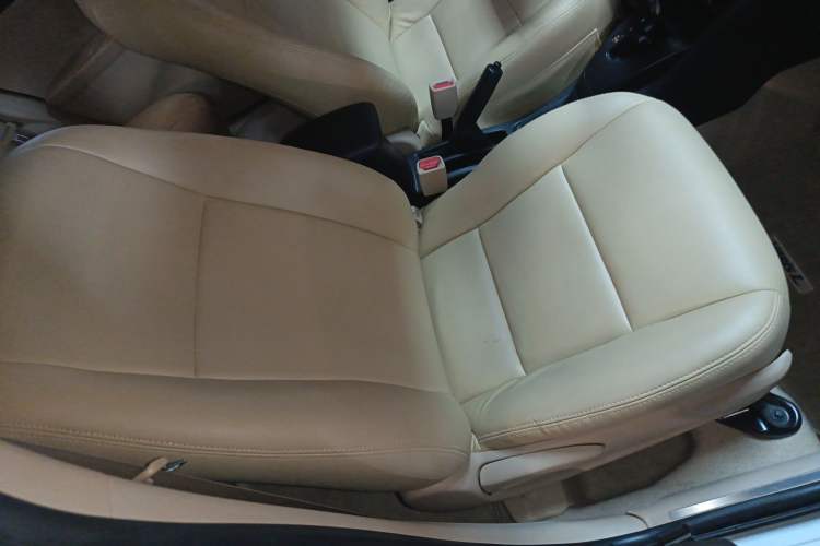 Used Toyota YARiS L Zhi Xiang 2020 1.5L CVT Leading Edition Right Front Seat