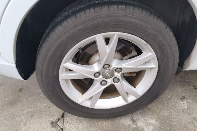 Used Audi Q3 2017 30 TFSI Fashion Model