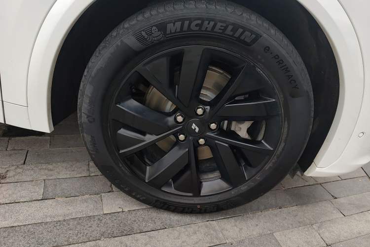 Used Li Auto L7 2023 Max model Right Front Wheel Hub