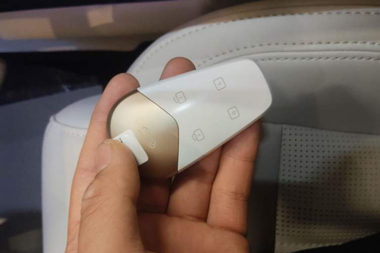 Used VOYAH FREE 2025 Model FREE+ Four-Wheel-Drive Qiankun Edition