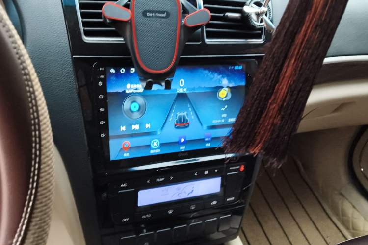 Used Geely Auto EC8 2015 2.0L Manual Elite Edition