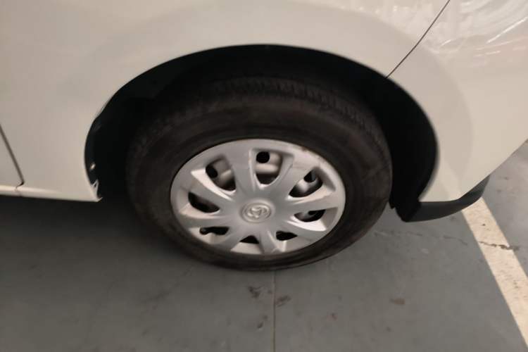 Used CHANGAN KAICHENG Ounuo S 2021 1.5L Ono S Smart Edition Single-Steaming Air-Conditioned Bus JL473QG Right Rear Wheel Hub