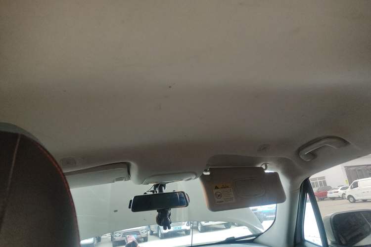 Used Jeep Renegade 2018 Connected Large Screen Version 180T Automatic Kinetic Edition+ Headliner