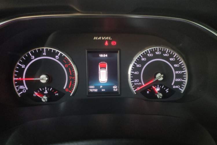 Used Haval H6 2017 Red Label 2.0T Automatic Two-Wheel Drive ZhiShang Model