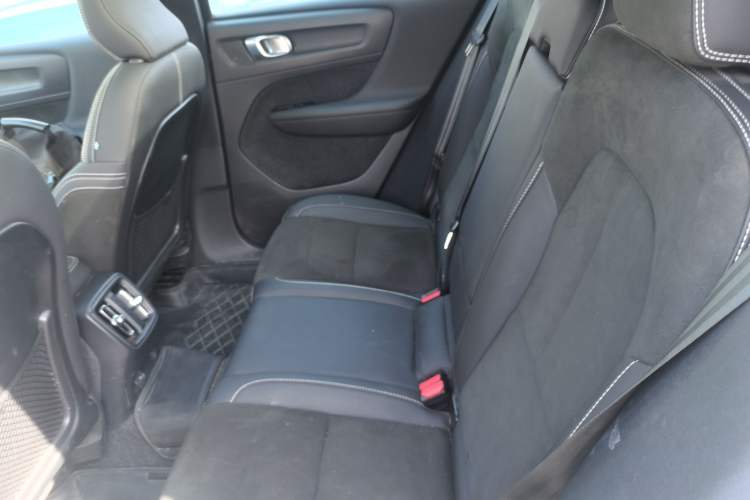 Used Volvo XC40 New Energy 2023 Long-Range Version Left Rear Seat