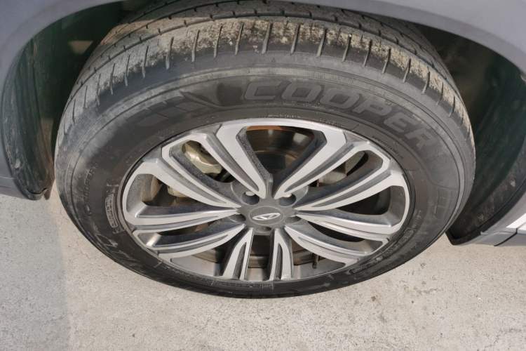 Used Chery Tiggo 8 2021 Kunpeng Edition 290TGDI Automatic Zhubfeng Version Left Front Wheel Hub