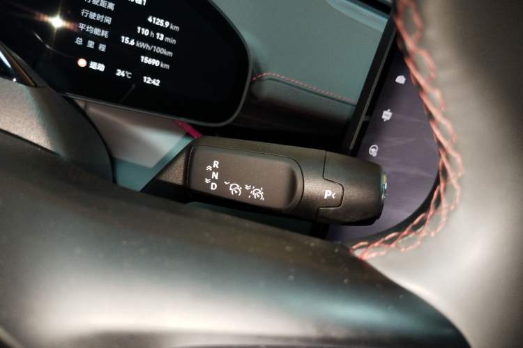 Used Zeekr 007GT 2025 Long-Range Rear-Wheel Drive Intelligent Driving Version 100 kWh
