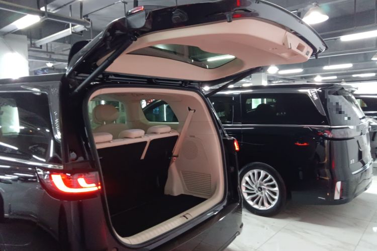 Used VOYAH Dream 2024 EV Long-Range Flagship Edition
