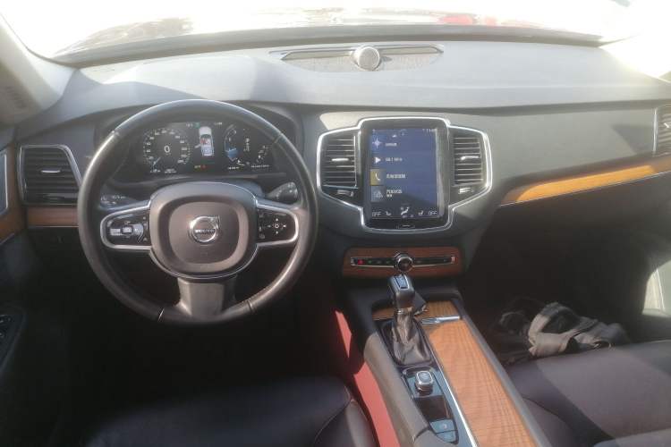 Used Volvo XC90 2018 T5 Zhiyi Edition 7-Seater