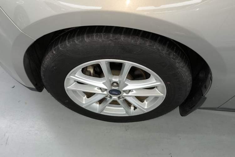 Used Ford Focus 2015 Sedan 1.6L Automatic Trend Model