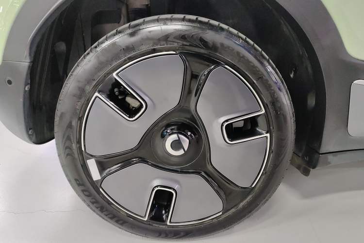 Used smart #1 2024 Dynamic Luxury Edition Right Rear Wheel Hub
