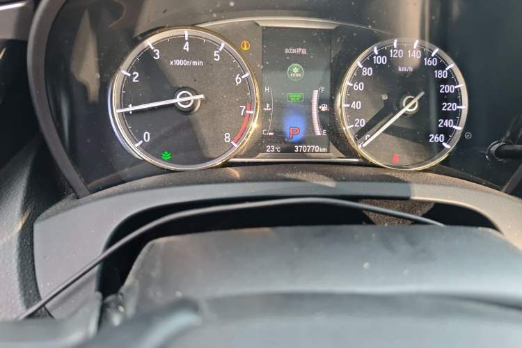 Used Honda Spirior 2017 2.0L Classic Edition Odometer Close Up