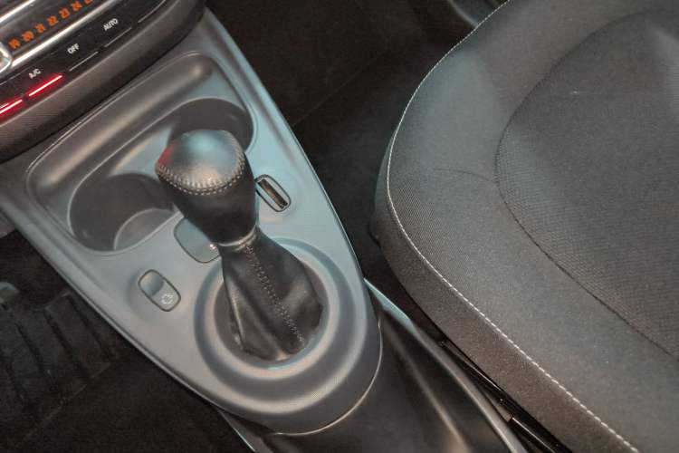 Used smart forfour 2016 1.0L 52 kW Passion Edition
