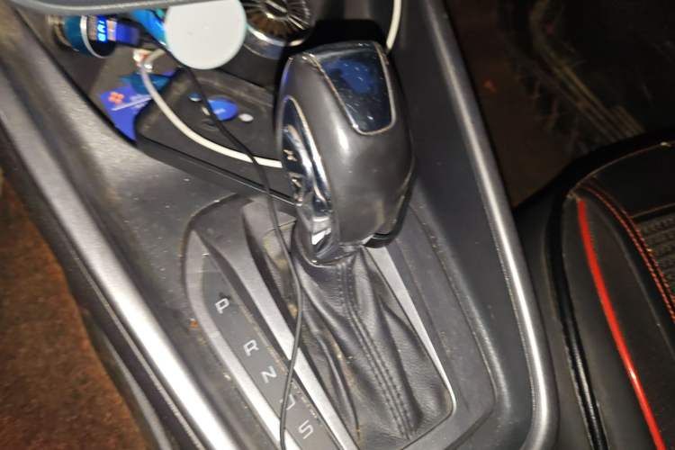 Used Ford Escort 2015 1.5L Automatic Fashion Model
