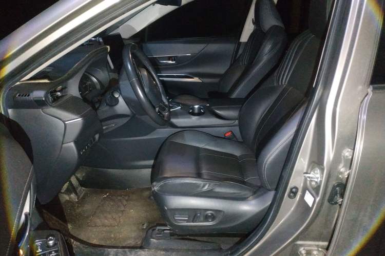 Used Toyota Harrier 2022 2.0L CVT Two-Wheel Drive Deluxe Edition