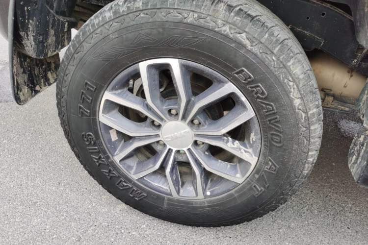 Used JMC Yuhu 7 2022 2.0T Manual Diesel Two-Wheel Drive Comfort Plus Long Wheelbase