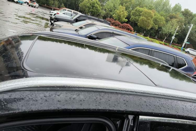 Used Hongqi HS5 2019 2.0T Smart Connect Flagship All-Wheel-Drive Version Roof