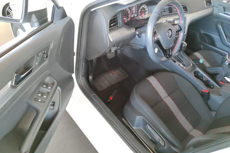 Used Volkswagen Lamando 2021 230TSI DSG Fashion Edition