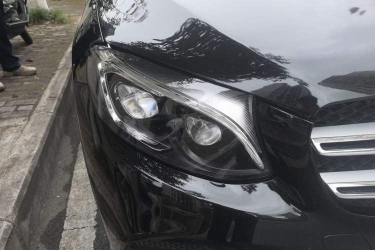 Used Mercedes-Benz GLC 2019 GLC 300 L 4MATIC Dynamic Model