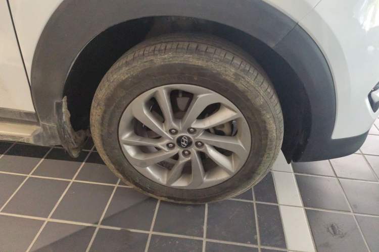 Used Hyundai Tucson 2015 1.6T Dual-Clutch Two-Wheel-Drive Smart Model
