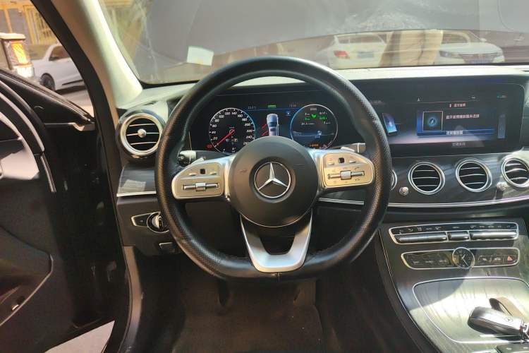 Used Mercedes-Benz E-Class 2019 E 260 L Sport Edition
