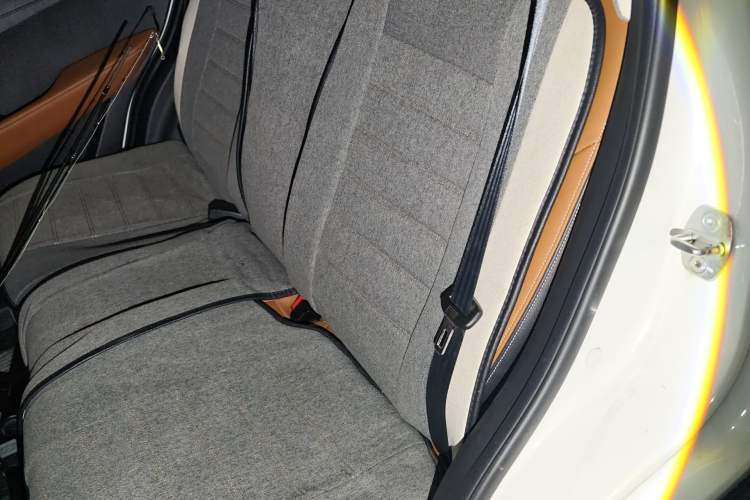 Used Baojun 510 2017 1.5L Manual Luxury Model Left Rear Seat