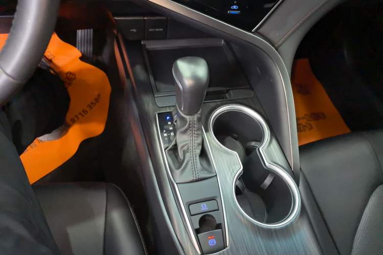 Used Toyota Camry 2021 2.0G Luxury Edition