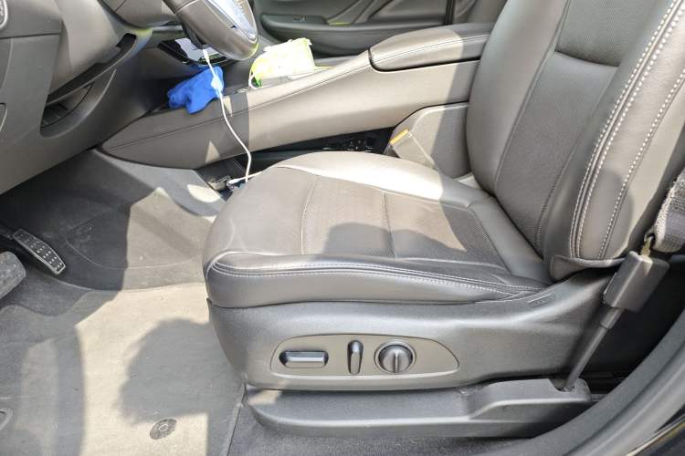 Used Buick Enclave 2022 652T Two-Wheel-Drive Prestige 7-Seater