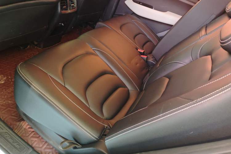 Used Baojun 530 2019 1.5T CVT Luxury Model 7 Seats China V Emission Standard
