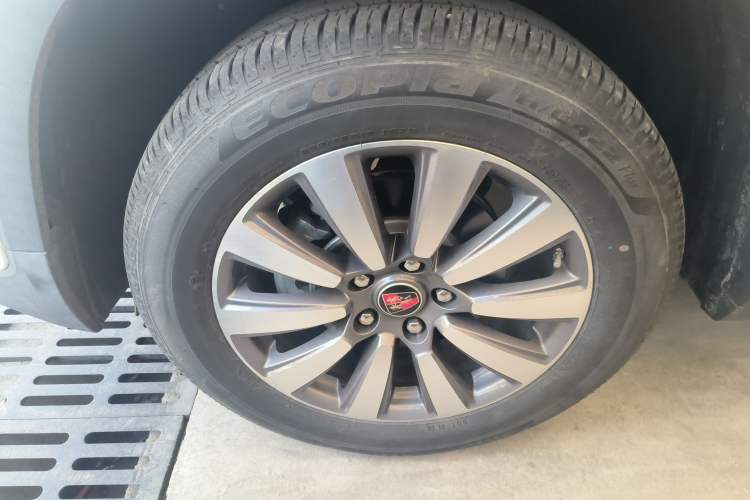 Used Roewe RX8 2019 30T Two-Wheel Drive Supreme Flagship Edition
