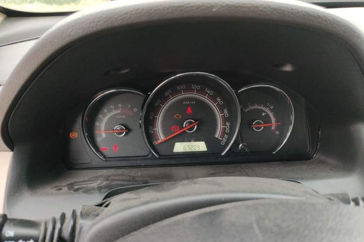 Used Baojun 630 2013 1.8L manual Comfort trim level