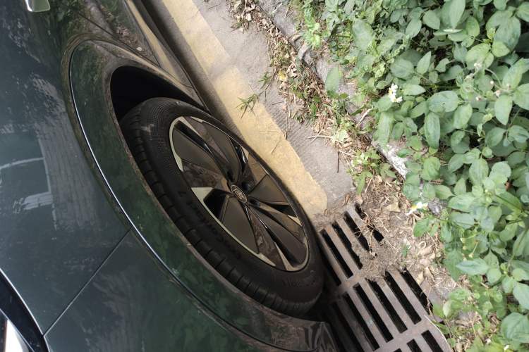 Used BYD Tang L 2025 DM 175KM Drone Player Edition
