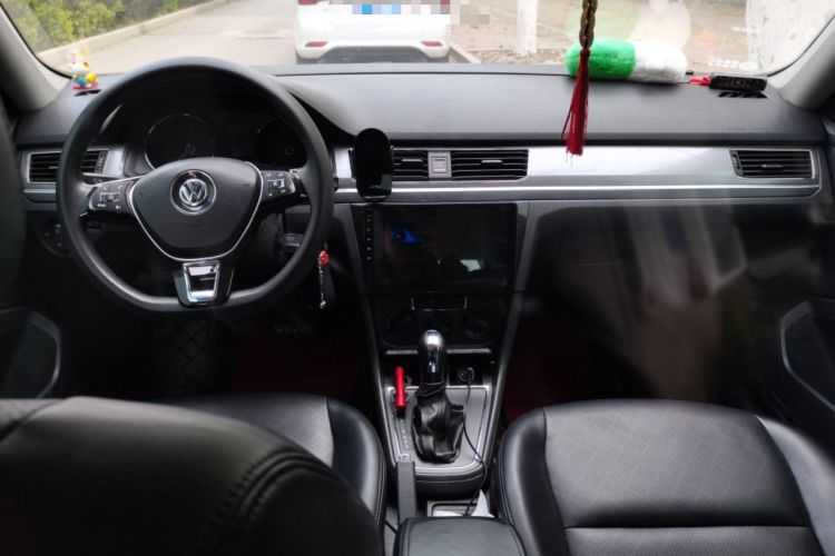 Used Volkswagen Bora 2017 1.6L Automatic Fashion Model