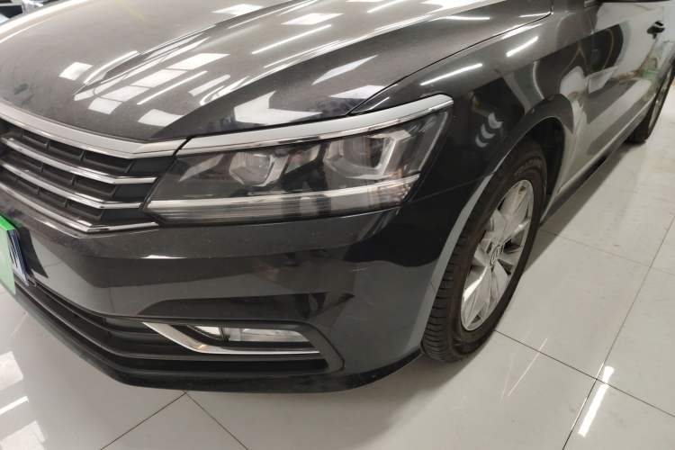 Used Volkswagen Passat 2017 280TSI DSG Luxury Edition
