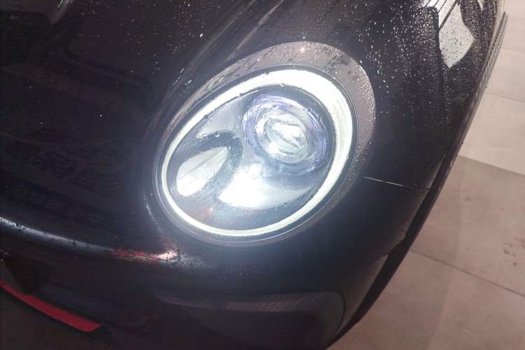 Used ORA Good Cat GT 2024 Mulan Edition 401km Luxury Version Left Front Headlight