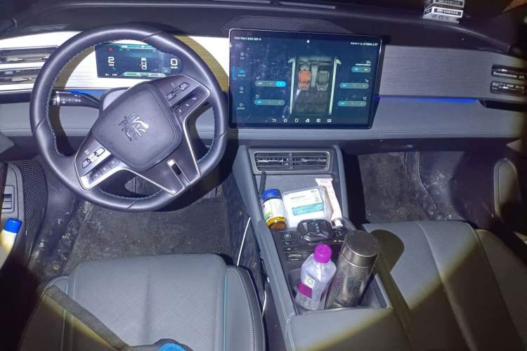 Used BYD Qin L 2024 DM-i 120KM Excellence Model
