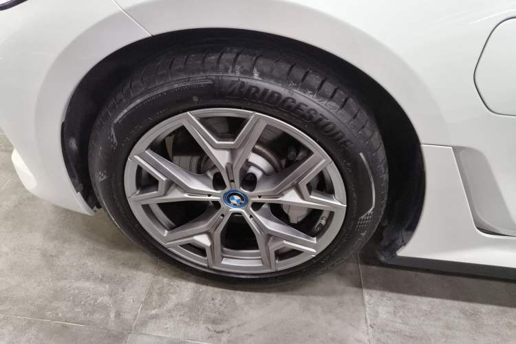 Used BMW i3 2024 eDrive 35 L
