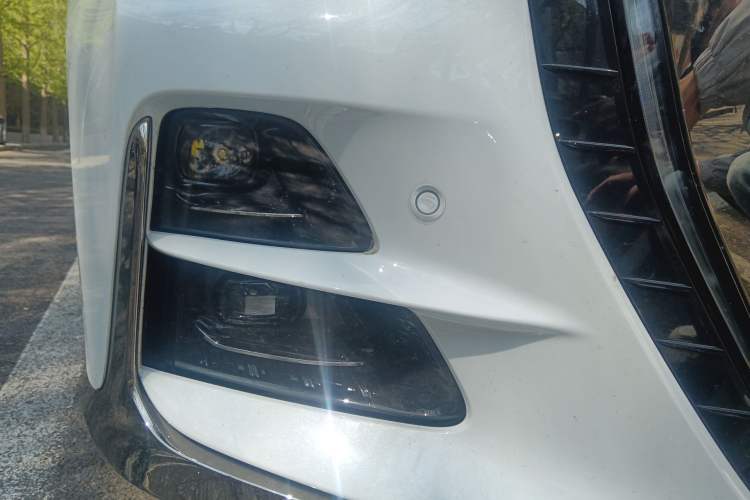 Used Hongqi H6 2024 2.0T ZhiMei Edition Right Front Headlight