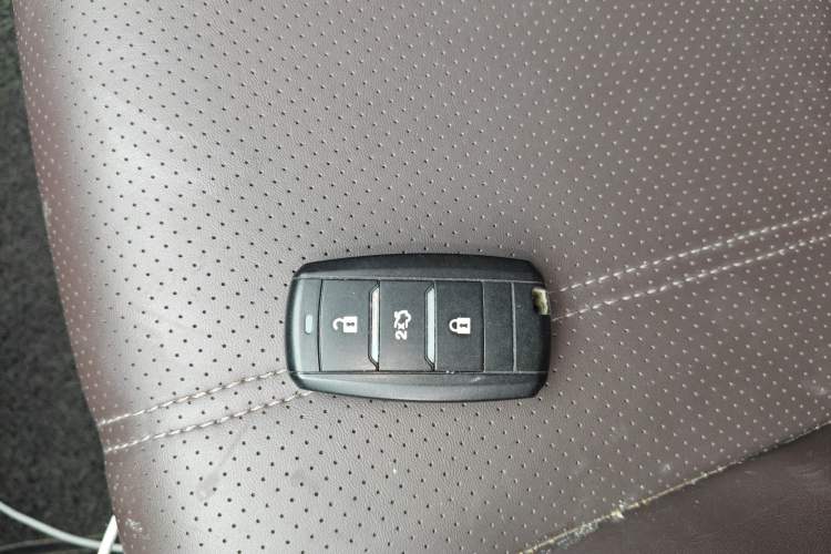 Used CHANGAN Raeton CC 2018 1.5T Manual Luxury Model China V Standard
