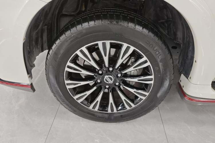 Used Nissan Patrol 2017 Y62 4.0L LE Middle East Edition