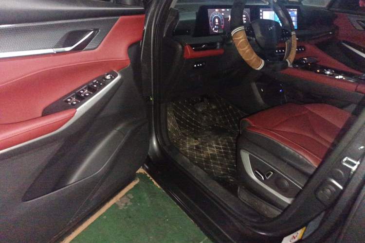 Used CHANGAN CS75 PLUS 2022 1.5T Automatic Prestige Model Driver Seat