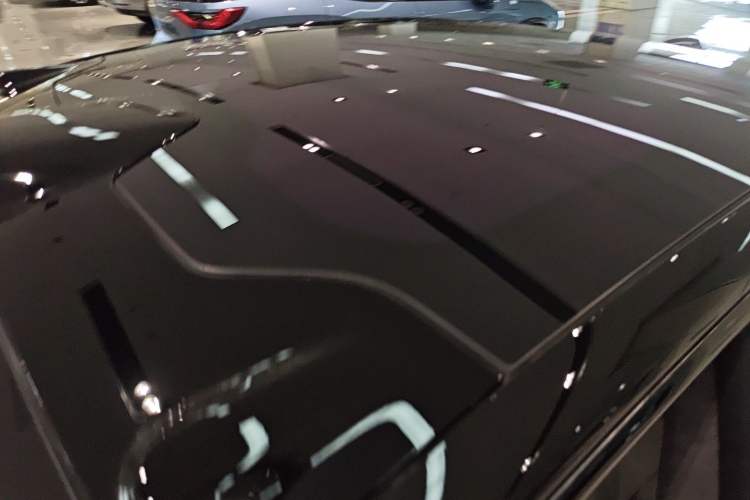 Used Nio ET7 2024 75 kWh Executive Signature Edition Roof