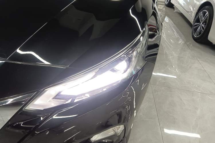 Used Nissan Teana 2021 2.0L XL Upper AD1 Smart Drive & Navigation Edition Left Front Headlight