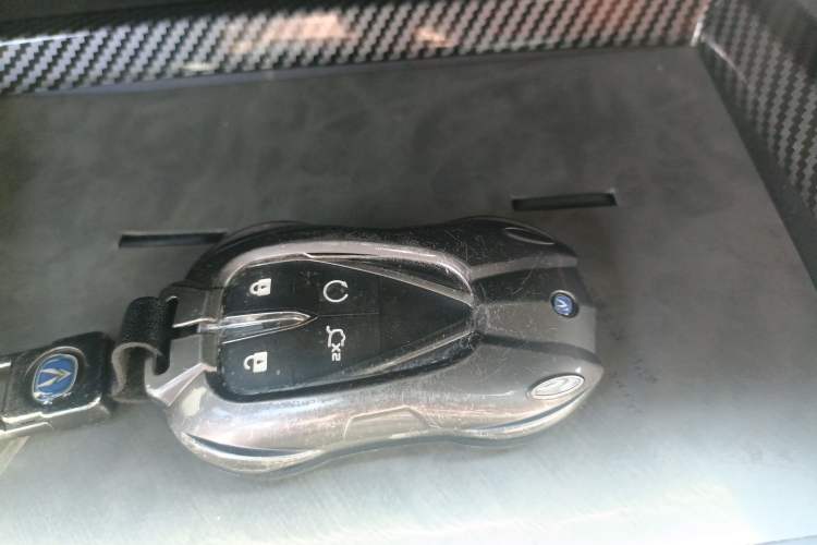 Used CHANGAN UNI-V 2022 1.5T Prestige Version
