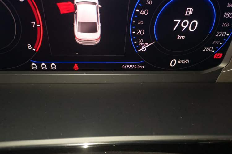 Used Volkswagen Passat 2022 330TSI Starry Luxury Edition Odometer Close Up