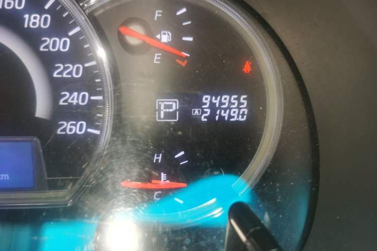 Used Nissan Teana 2011 2.5L XL Advanced Edition Odometer Close Up