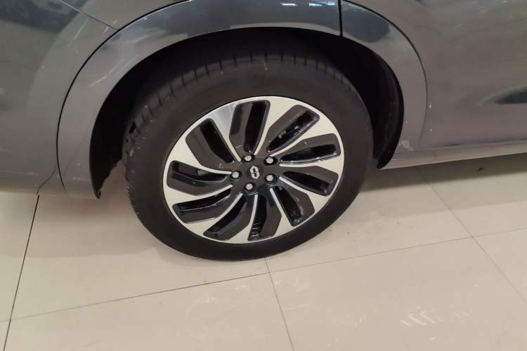 Used Hima AITO M7 2022 1.5T Rear-Drive Comfort Edition
