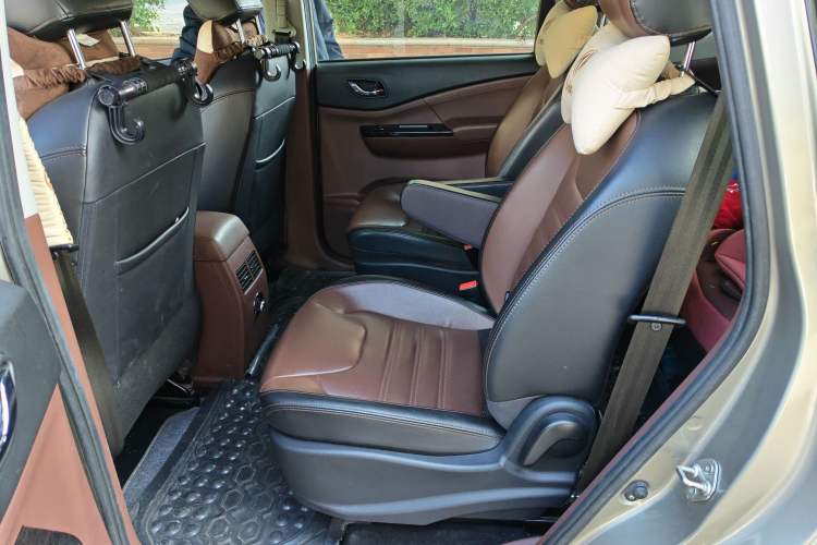 Used FORTHING SX6 2016 1.6L CVT Deluxe Model