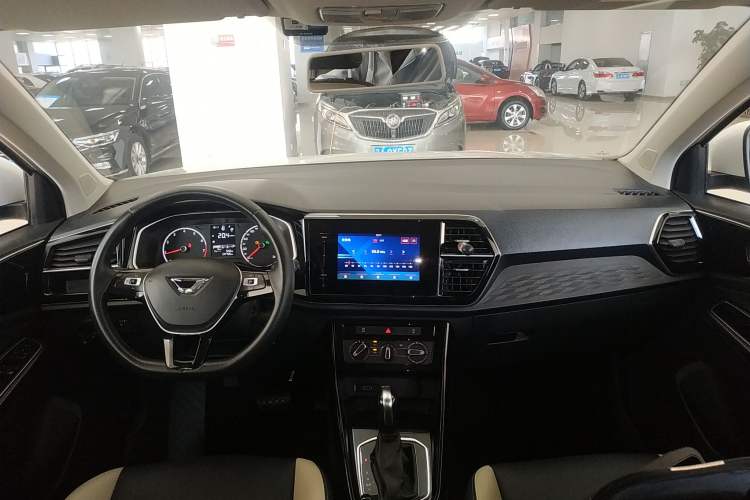 Used Jetta VS5 2021 280TSI Automatic Trend Edition
