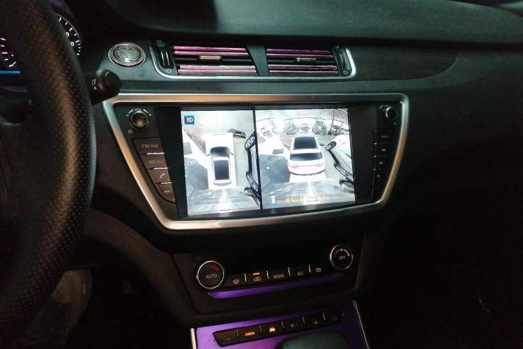 Used Land X7 2018 Geely Xingyue 1.5T Panoramic Supreme Model Audio And AC Panel